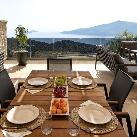Upper House Villa